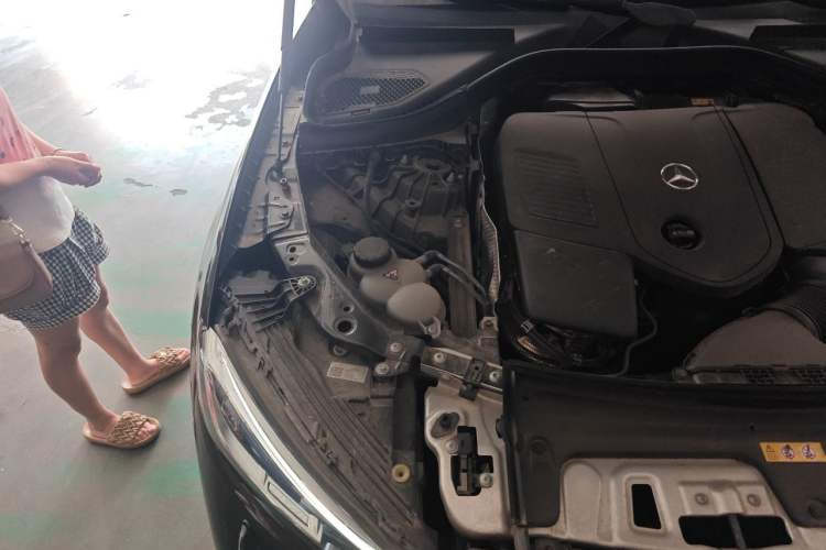 Used Mercedes-Benz GLC 2024 GLC 300 L 4MATIC Dynamic Edition 5-seater Engine Bay Right
