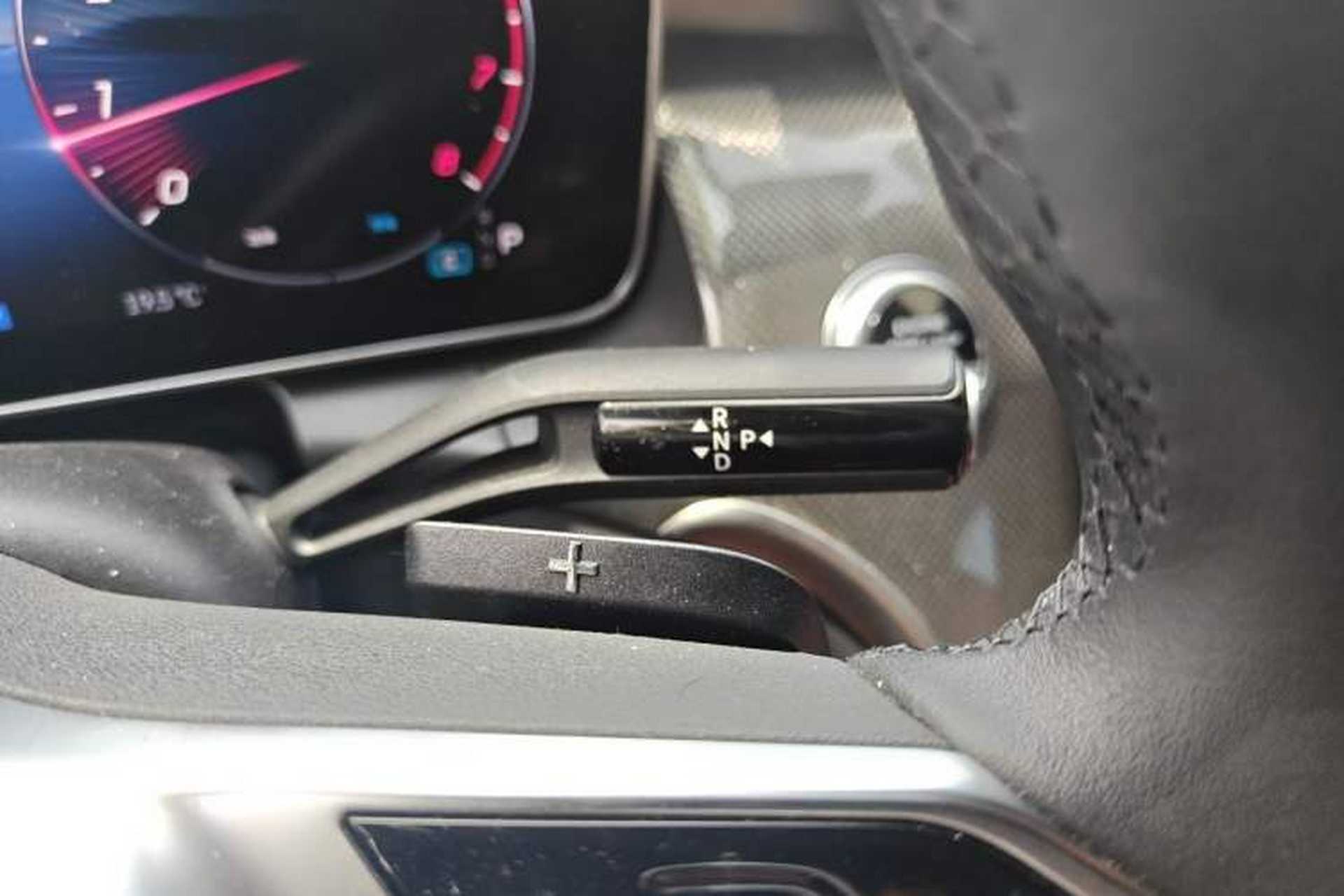 Used Mercedes-Benz GLC 2024 GLC 260 L 4MATIC Dynamic Edition 5-seater Gear Lever