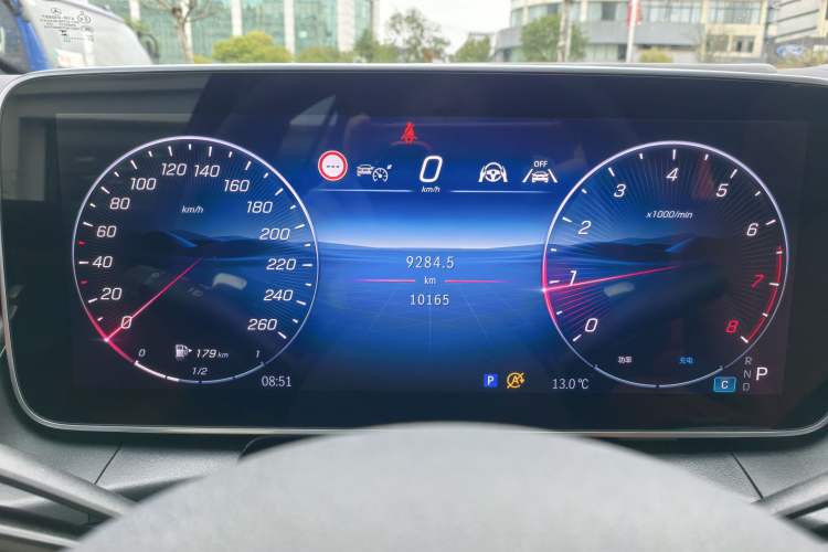 Used Mercedes-Benz GLC 2024 GLC 300 L 4MATIC Luxury Model 5 Seats Instrument Cluster