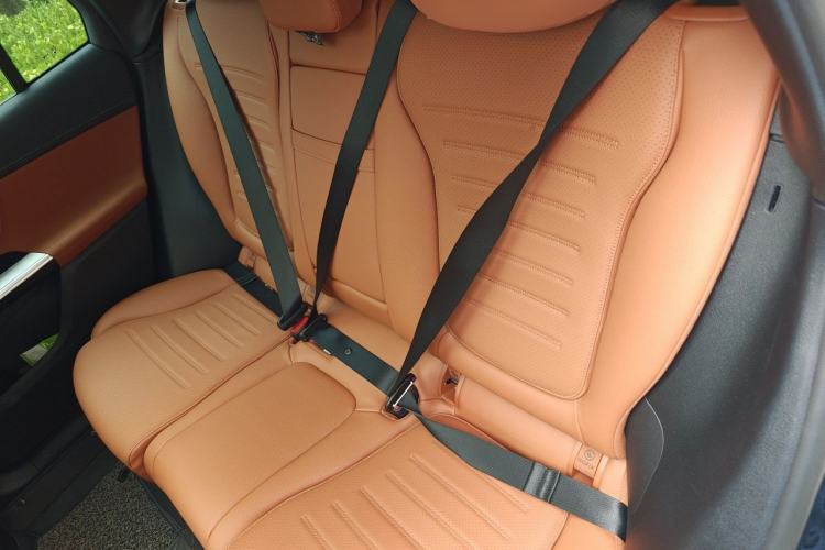 Used Mercedes-Benz GLC 2024 GLC 260 L 4MATIC Dynamic Edition 5-seater Left Rear Seat