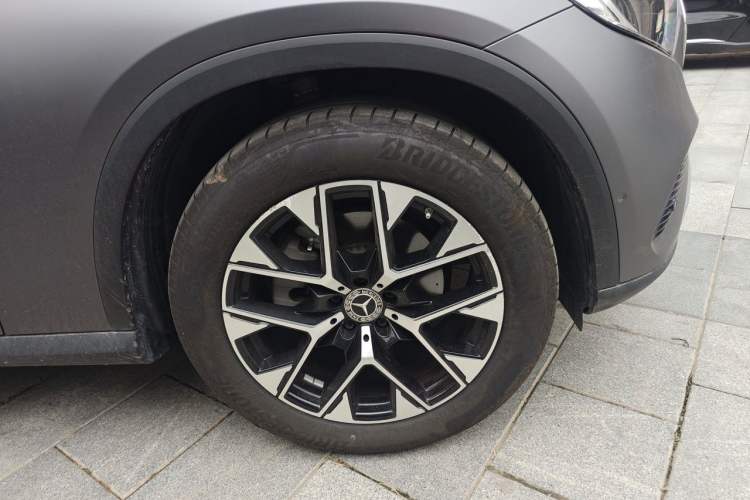 Used Mercedes-Benz GLC 2024 GLC 260 L 4MATIC Dynamic Edition 5-seater Right Front Wheel Hub