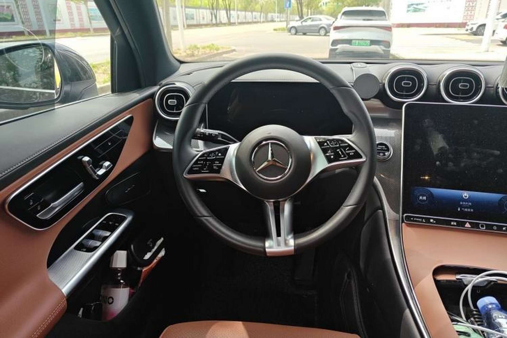 Used Mercedes-Benz GLC 2024 GLC 260 L 4MATIC Dynamic Edition 5-seater Steering Wheel