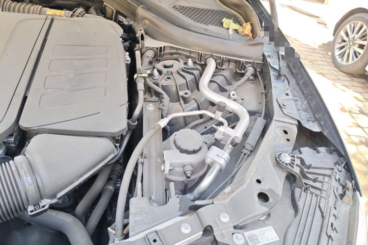 Used Mercedes-Benz GLC 2024 GLC 300 L 4MATIC Dynamic Edition 5-seater Engine Bay Left