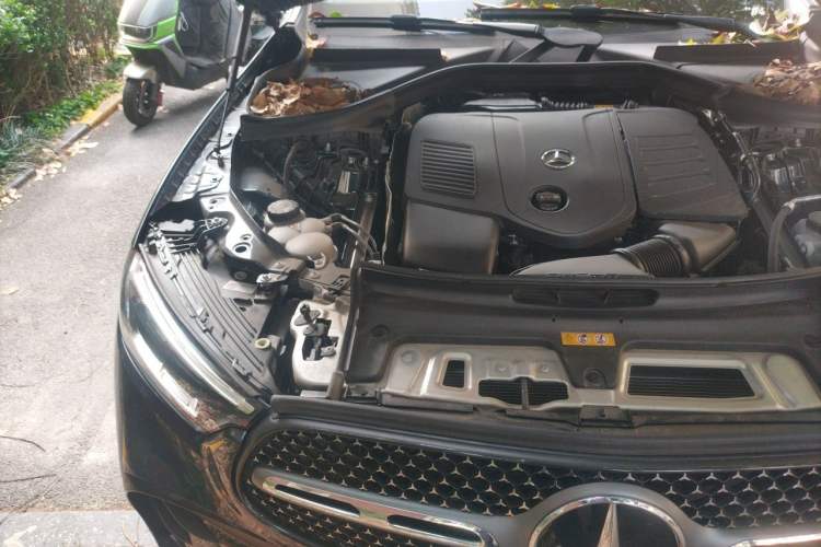 Used Mercedes-Benz GLC 2024 GLC 300 L 4MATIC Dynamic Edition 5-seater Engine Bay Right