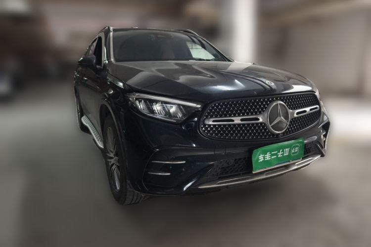 Used Mercedes-Benz GLC 2024 GLC 300 L 4MATIC Dynamic Edition 5-seater Front Right 45 Deg