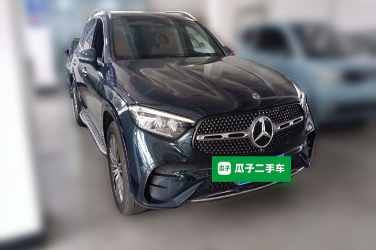 Used Mercedes-Benz GLC 2024 Refreshed GLC 300 L 4MATIC Dynamic Version 5 Seats Front Right 45 Deg
