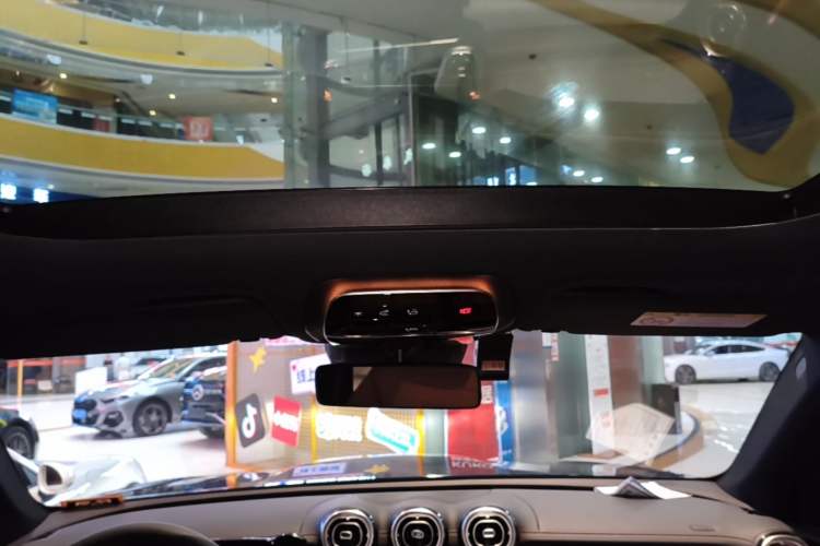 Used Mercedes-Benz GLC 2024 GLC 260 L 4MATIC Luxury Model 5 Seats Headliner