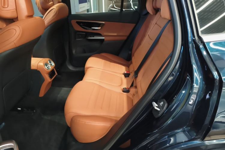 Used Mercedes-Benz GLC 2024 GLC 260 L 4MATIC Luxury Model 5 Seats Left Rear Seat