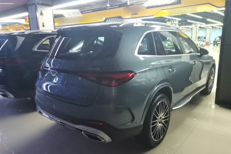 Used Mercedes-Benz GLC 2024 GLC 300 L 4MATIC Luxury Model 5 Seats Rear Right 45 Deg