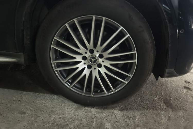 Used Mercedes-Benz GLC 2024 GLC 300 L 4MATIC Dynamic Edition 5-seater Right Front Wheel Hub