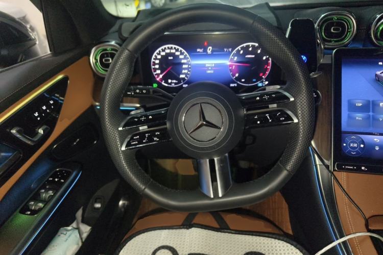 Used Mercedes-Benz GLC 2024 GLC 300 L 4MATIC Dynamic Edition 5-seater Steering Wheel