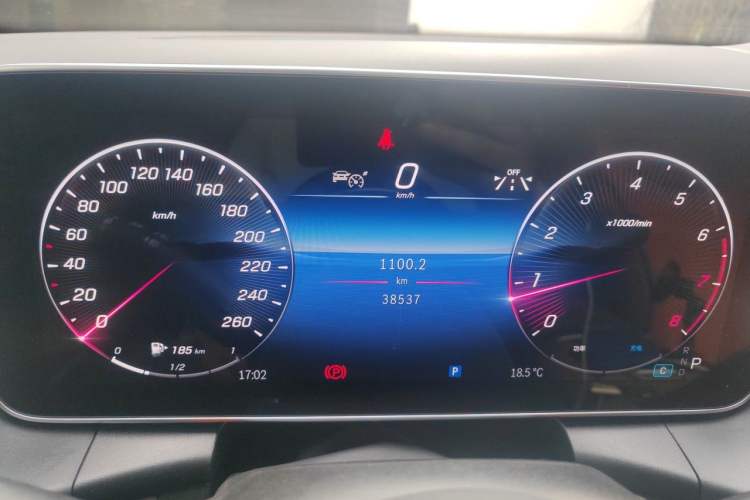 Used Mercedes-Benz GLC 2024 GLC 260 L 4MATIC Dynamic Edition 5-seater Instrument Cluster