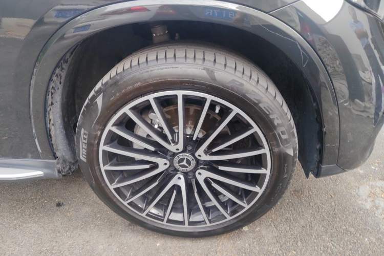 Used Mercedes-Benz GLC 2024 GLC 260 L 4MATIC Dynamic Edition 5-seater Right Front Wheel Hub