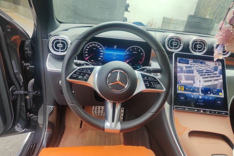 Used Mercedes-Benz GLC 2024 GLC 260 L 4MATIC Dynamic Edition 5-seater Steering Wheel
