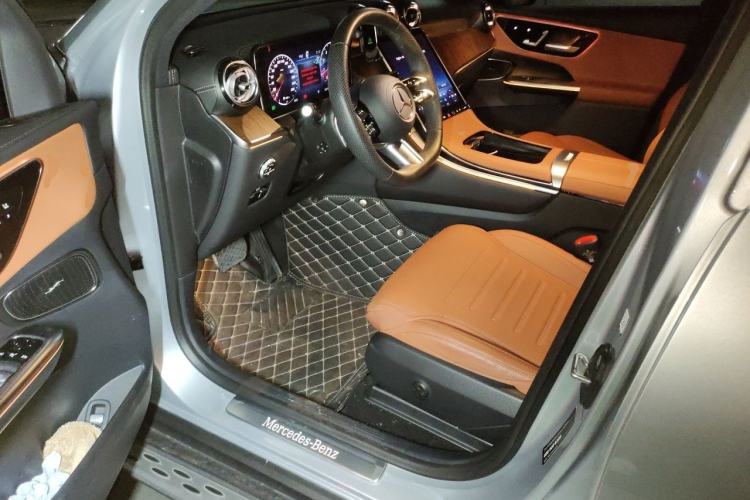 Used Mercedes-Benz GLC 2024 GLC 300 L 4MATIC Dynamic Edition 5-seater Driver Seat