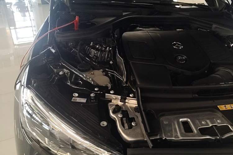Used Mercedes-Benz GLC 2024 GLC 260 L 4MATIC Luxury Model 5 Seats Engine Bay Right