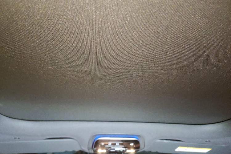 Used Mercedes-Benz GLC 2024 GLC 300 L 4MATIC Dynamic Edition 5-seater Headliner