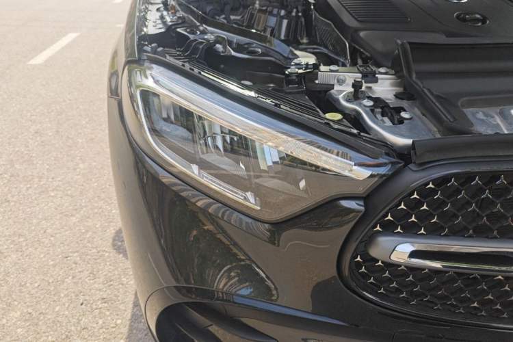 Used Mercedes-Benz GLC 2024 GLC 300 L 4MATIC Dynamic Edition 5-seater Right Front Headlight
