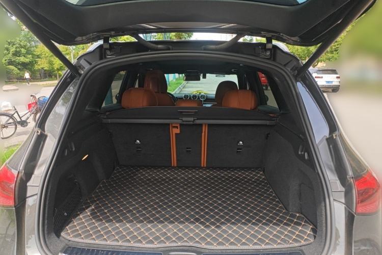 Used Mercedes-Benz GLC 2024 GLC 300 L 4MATIC Dynamic Edition 5-seater Trunk