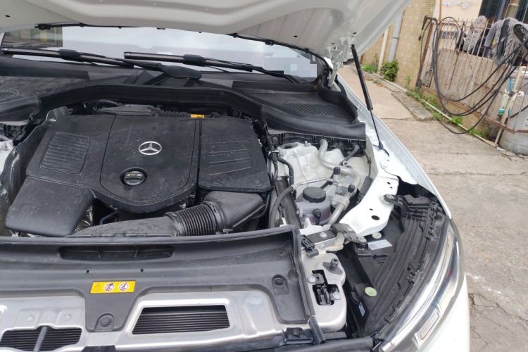 Used Mercedes-Benz GLC 2024 GLC 260 L 4MATIC Luxury 7-Seater Engine Bay Left