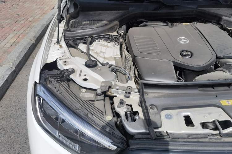 Used Mercedes-Benz GLC 2024 GLC 300 L 4MATIC Dynamic Edition 5-seater Engine Bay Right