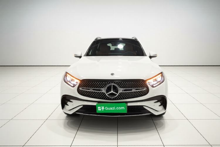 Used Mercedes-Benz GLC 2024 Refreshed GLC 300 L 4MATIC Dynamic Version 5 Seats Exterior 1