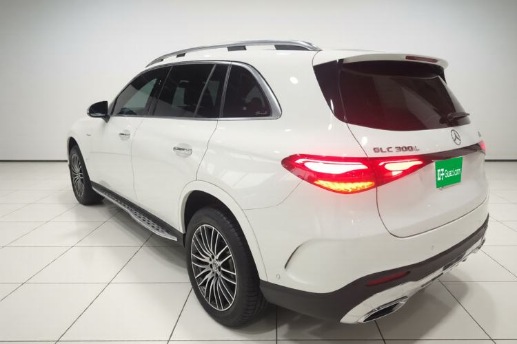 Used Mercedes-Benz GLC 2024 Refreshed GLC 300 L 4MATIC Dynamic Version 5 Seats Exterior 3