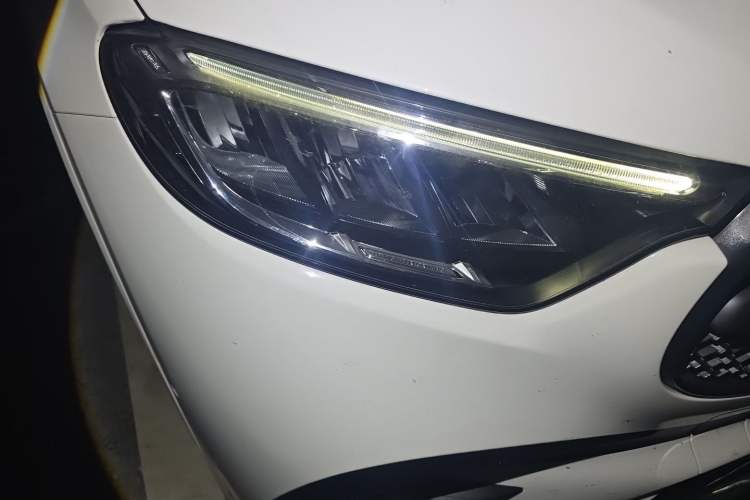 Used Mercedes-Benz GLC 2024 Refreshed GLC 300 L 4MATIC Dynamic Version 5 Seats Exterior 6