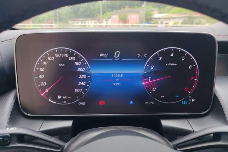 Used Mercedes-Benz GLC 2024 GLC 260 L 4MATIC Luxury 7-Seater Instrument Cluster