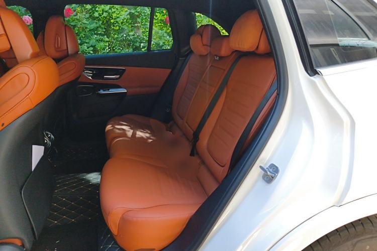 Used Mercedes-Benz GLC 2024 GLC 300 L 4MATIC Dynamic Edition 5-seater Left Rear Seat
