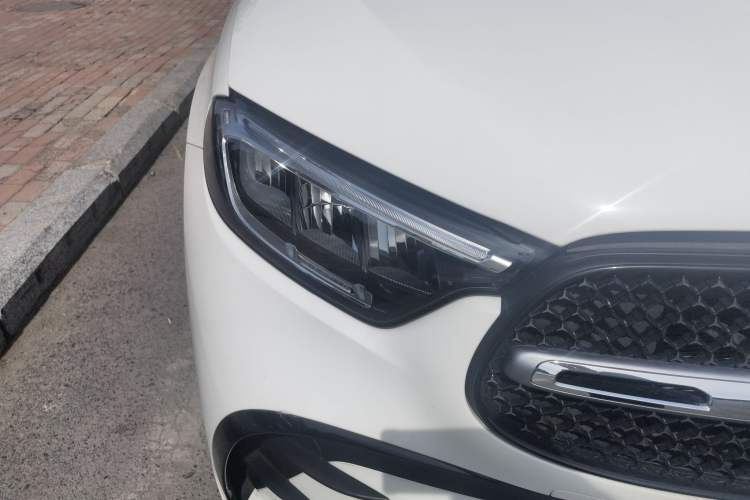 Used Mercedes-Benz GLC 2024 GLC 300 L 4MATIC Dynamic Edition 5-seater Right Front Headlight