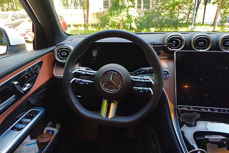 Used Mercedes-Benz GLC 2024 GLC 300 L 4MATIC Dynamic Edition 5-seater Steering Wheel