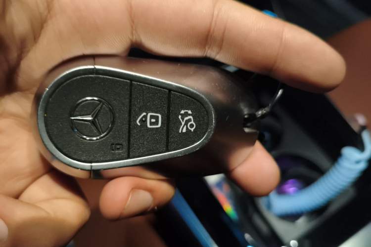 Used Mercedes-Benz GLC 2024 GLC 300 L 4MATIC Dynamic Edition 5-seater Vehicle Key
