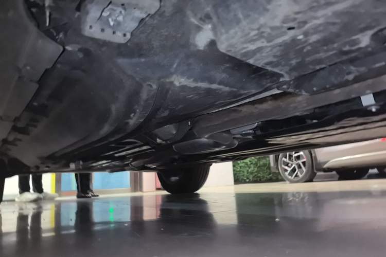 Used Mercedes-Benz GLC 2025 GLC 300 L 4MATIC Dynamic Edition 7-seater Chassis Front Right