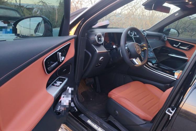 Used Mercedes-Benz GLC 2025 GLC 260 L 4MATIC Luxury Model Driver Seat