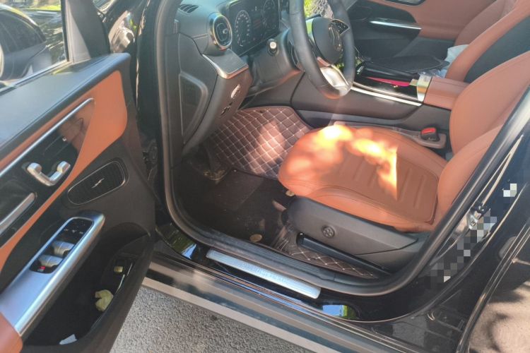 Used Mercedes-Benz GLC 2025 GLC 260 L 4MATIC Dynamic Edition Driver Seat