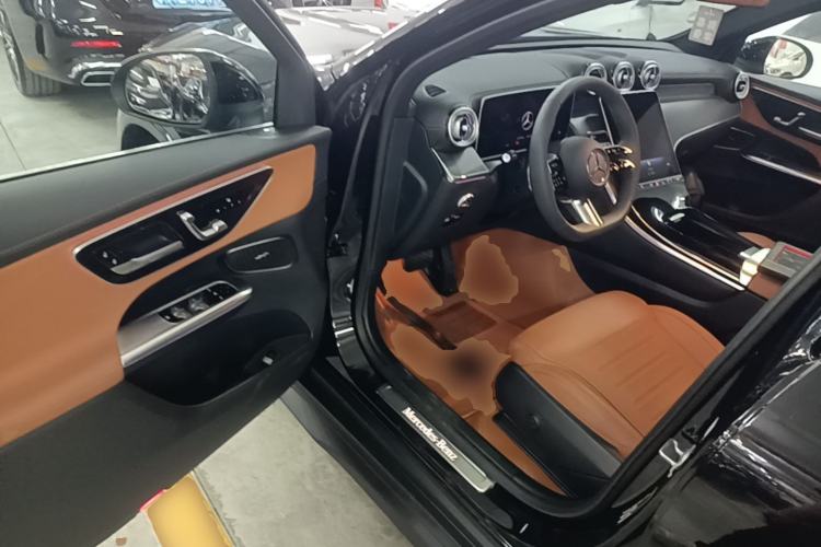 Used Mercedes-Benz GLC 2025 GLC 260 L 4MATIC Luxury Model Driver Seat