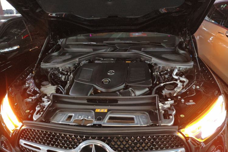 Used Mercedes-Benz GLC 2025 GLC 300 L 4MATIC Dynamic Model 5 Seats Engine Bay