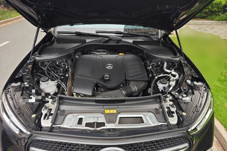 Used Mercedes-Benz GLC 2025 GLC 260 L 4MATIC Luxury Model Engine Bay