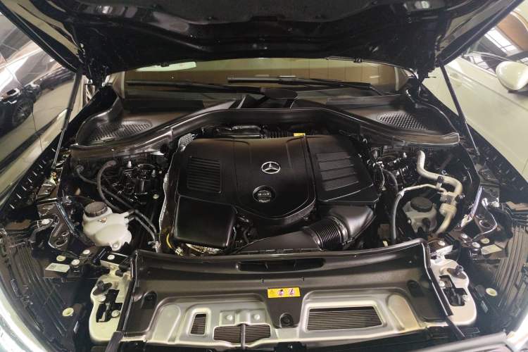 Used Mercedes-Benz GLC 2025 Refreshed GLC 300 L 4MATIC Dynamic Version 7-Seater Engine Bay