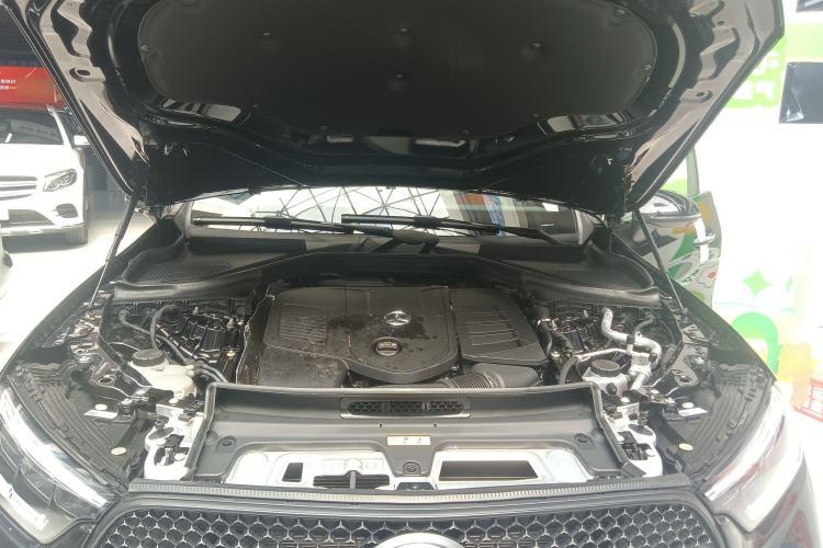 Used Mercedes-Benz GLC 2025 Facelift GLC 260 L 4MATIC Luxury Edition Engine Bay