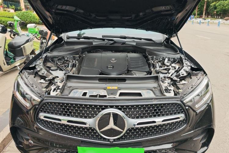 Used Mercedes-Benz GLC 2025 Refreshed GLC 300 L 4MATIC Dynamic Version 5 Seats Engine Bay