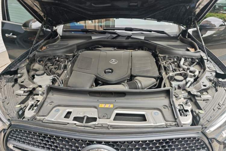 Used Mercedes-Benz GLC 2025 Refreshed GLC 300 L 4MATIC Dynamic Version 5 Seats Engine Bay