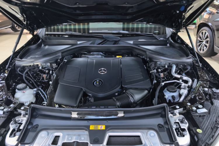 Used Mercedes-Benz GLC 2025 Refreshed GLC 300 L 4MATIC Dynamic Version 5 Seats Engine Bay