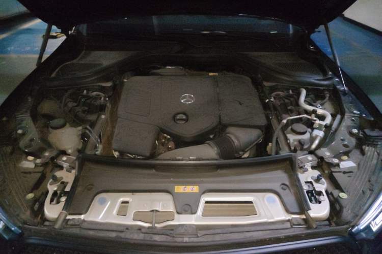 Used Mercedes-Benz GLC 2025 GLC 300 L 4MATIC Dynamic Model 5 Seats Engine Bay