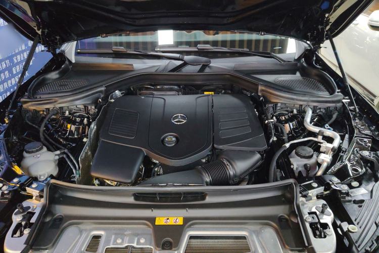 Used Mercedes-Benz GLC 2025 Refresh GLC 260 L 4MATIC Dynamic Edition Engine Bay