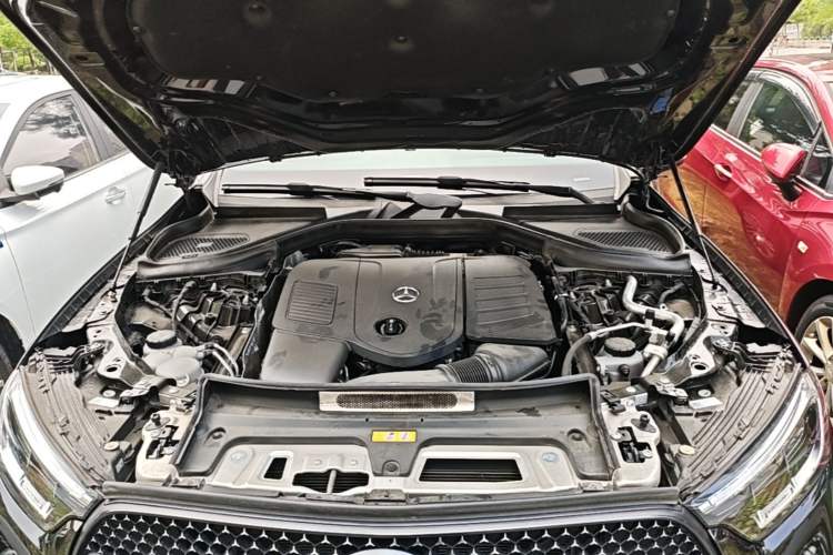Used Mercedes-Benz GLC 2025 Refreshed GLC 300 L 4MATIC Dynamic Version 5 Seats Engine Bay