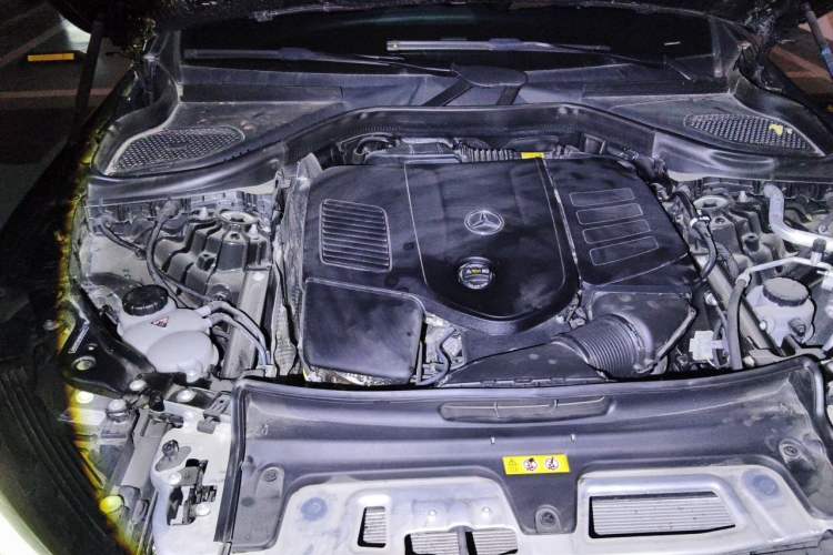 Used Mercedes-Benz GLC 2025 GLC 260 L 4MATIC Luxury Model Engine Bay