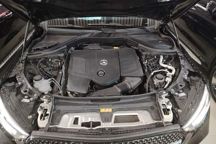 Used Mercedes-Benz GLC 2025 Refresh GLC 260 L 4MATIC Dynamic Edition Engine Bay