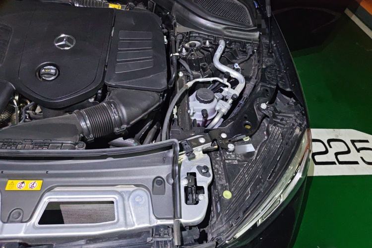 Used Mercedes-Benz GLC 2025 GLC 300 L 4MATIC Dynamic Edition 7-seater Engine Bay Left